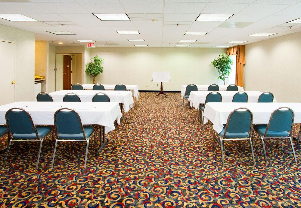 Holiday Inn Express Hillsborough-Durham Area By Ihg Kültér fotó