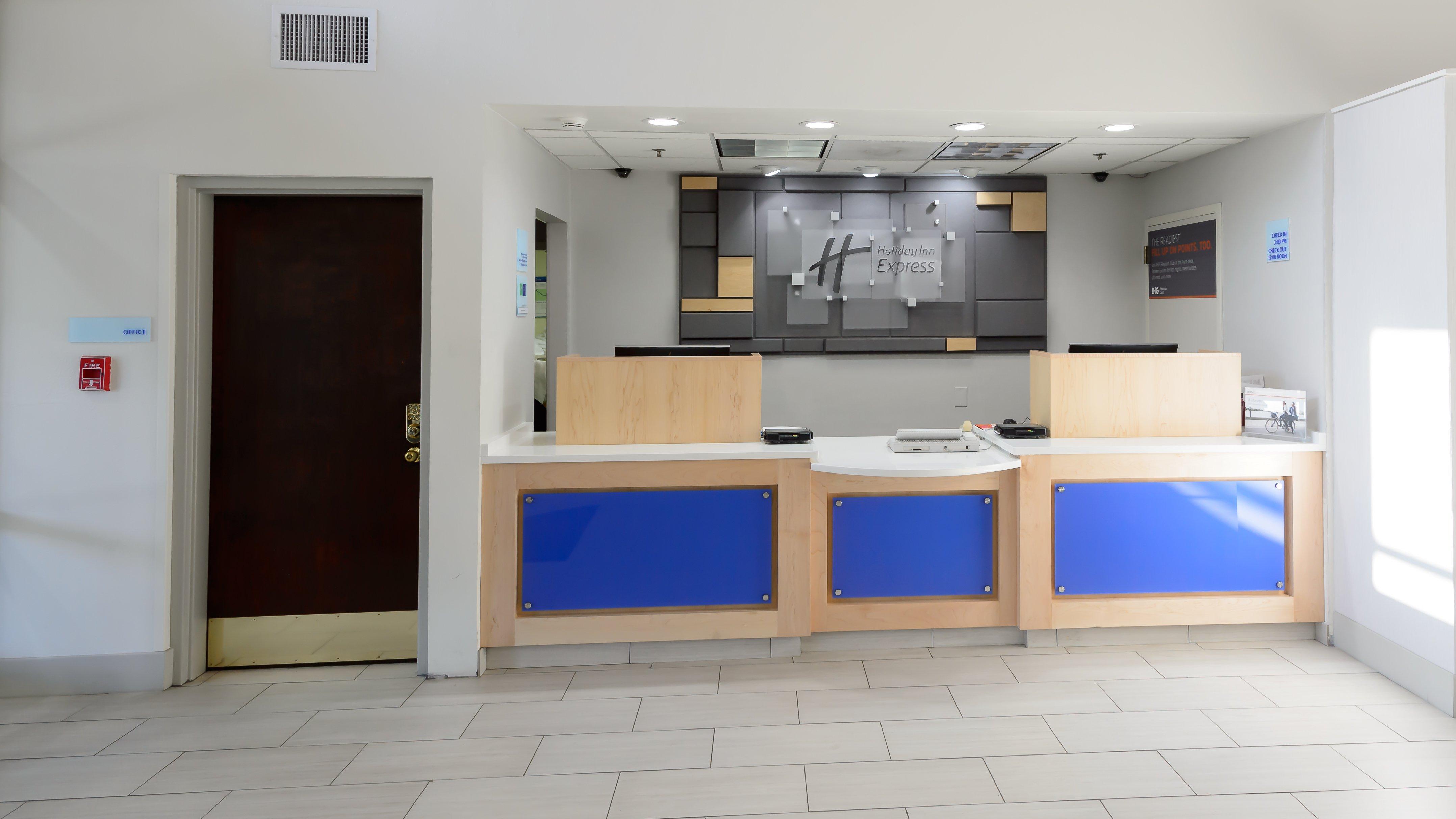 Holiday Inn Express Hillsborough-Durham Area By Ihg Kültér fotó