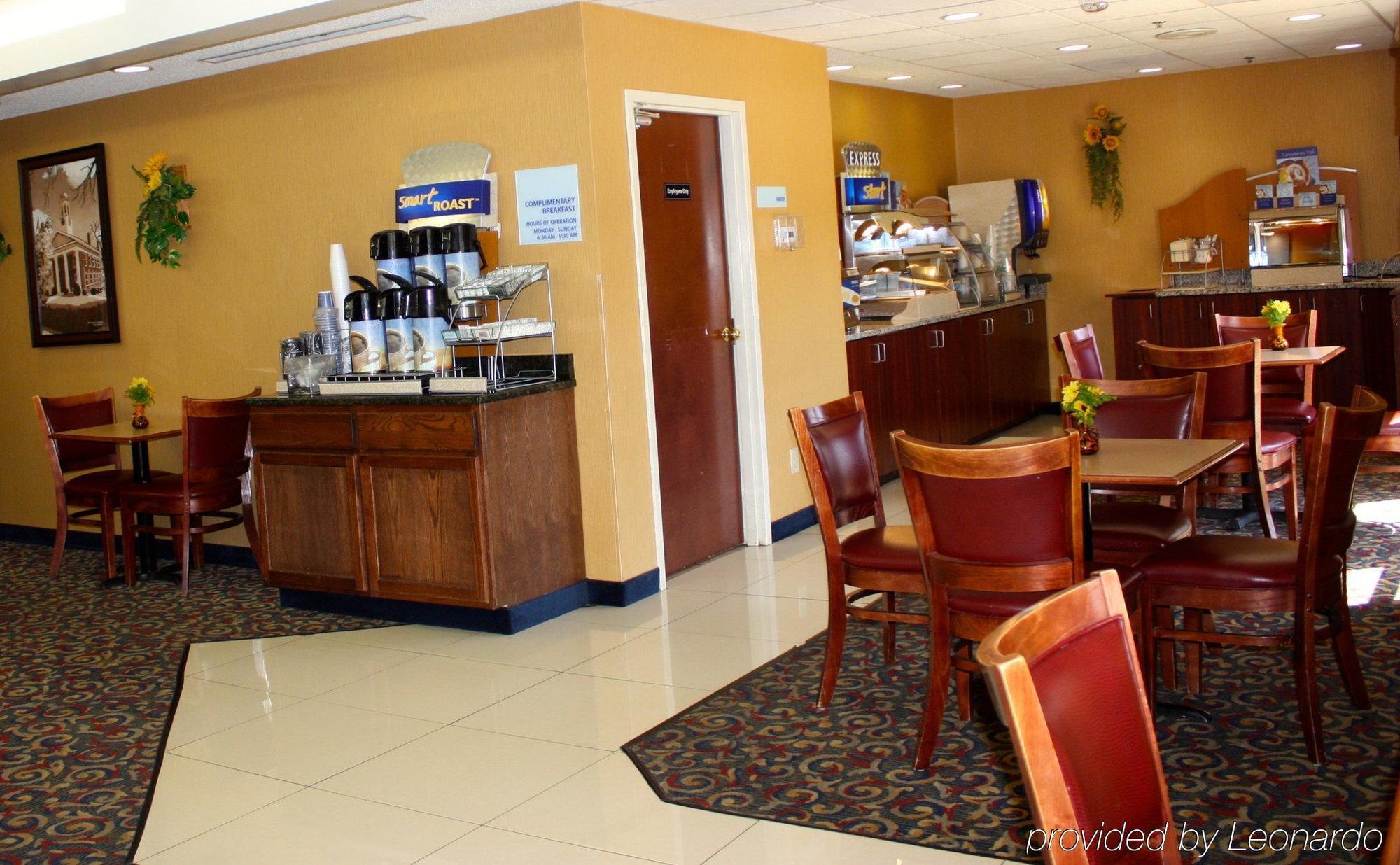 Holiday Inn Express Hillsborough-Durham Area By Ihg Kültér fotó
