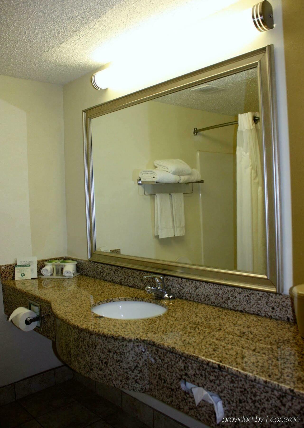 Holiday Inn Express Hillsborough-Durham Area By Ihg Kültér fotó