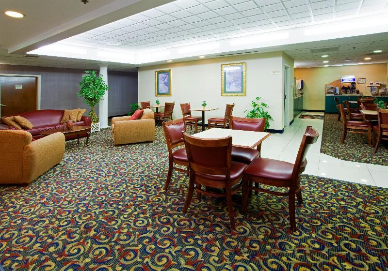 Holiday Inn Express Hillsborough-Durham Area By Ihg Kültér fotó